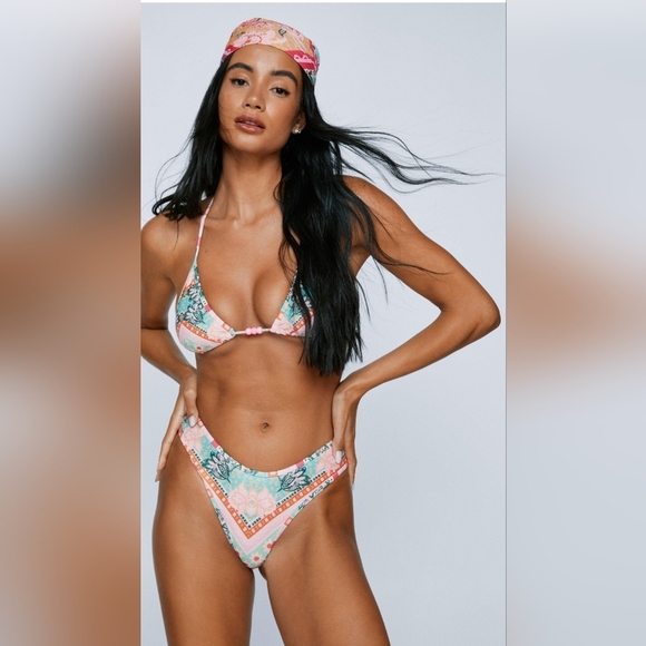 Nasty Gal Floral Boarder Boho Print Tassel Beaded  Bikini Swimsuit Set Size 8 - Picture 1 of 10